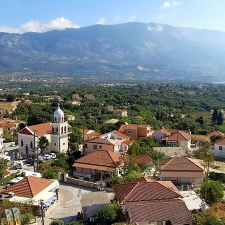 Villa Kleismata Sleeps 6 *