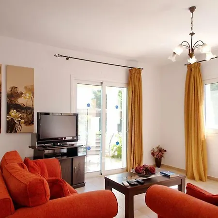 Kleismata Sleeps 6 *