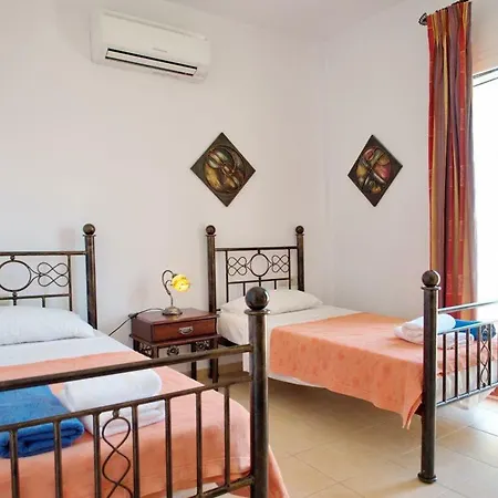 Kleismata Sleeps 6 Klísmata