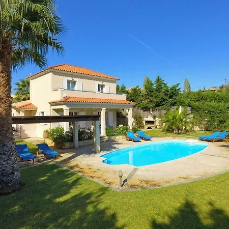 Kleismata Sleeps 6 * Klísmata